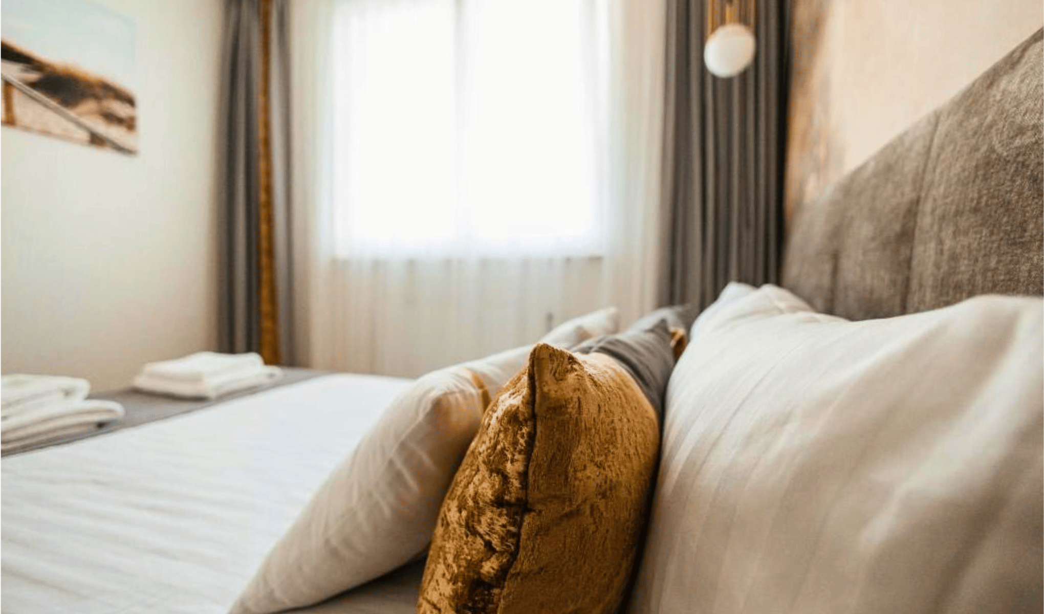 Era Firan realizacja w hotelu poduszki dekoracyjne